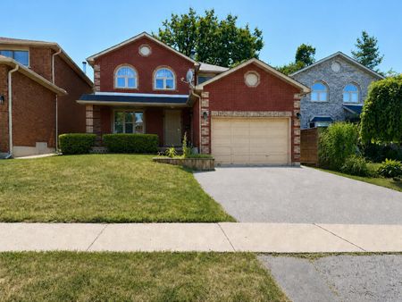 For Lease - 29 Irwin Drive Unit# Upper, Barrie, Ontario - Photo 3