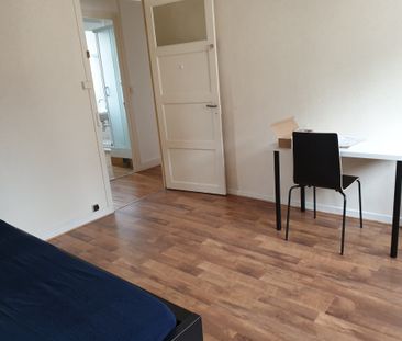 Location Appartement 4 pièces 66m² LE CREUSOT 71200 - Photo 5