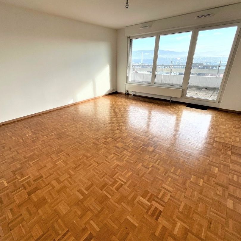 Appartement en attique avec grande terrasse - Photo 1