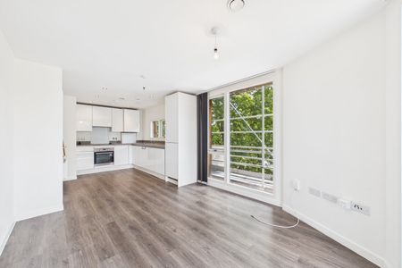 1 bedroom Flat in Medway House, Maidenhead - Photo 4