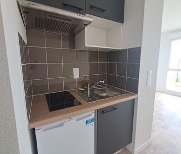 Location Appartement 1 pièce 22m² JOUE LES TOURS 37300 - Photo 2