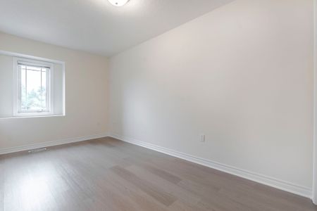 For Lease - 619 Wild Ginger Avenue Unit# C16, Waterloo, Ontario - Photo 5