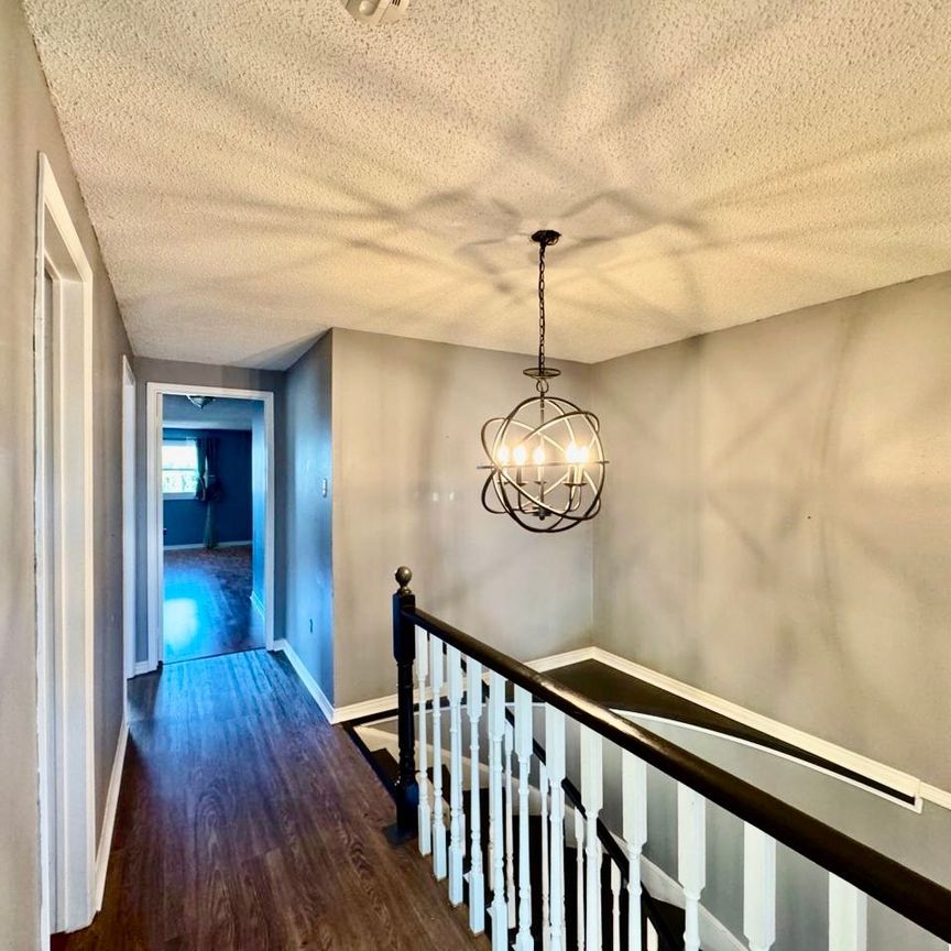 For Lease - 23 Wallace Drive, Barrie, Ontario - Photo 1