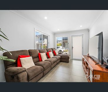 3/98 Glossop Street, St Marys, NSW 2760 - Photo 3
