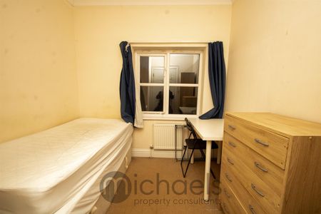 37 Capstan Place, Colchester, CO4 3GH - Photo 2