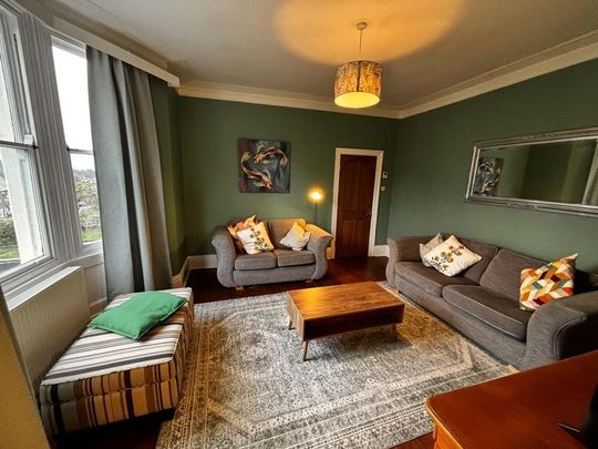 4 bedroom terraced house to rent - Photo 1