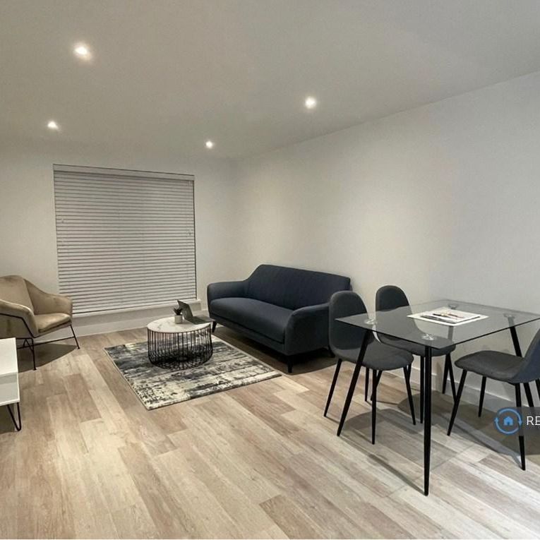 1 bedroom flat to rent - Photo 1