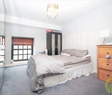 Main Road, Romford, RM2 - Photo 2
