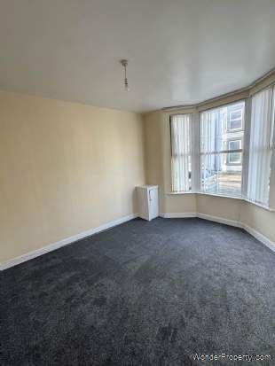 3 bedroom property to rent in Liverpool - Photo 2