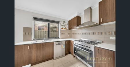 Modern Family Home with Premium Upgrades in a Prime Wyndham Vale Location - Photo 4