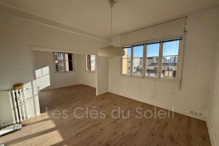 Appartement 2 Pièces 45 m² - Photo 3