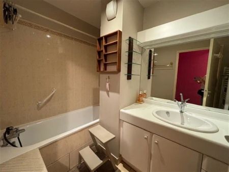 Location appartement 4 pièces - 96m² à Bordeaux (33000) - Photo 4