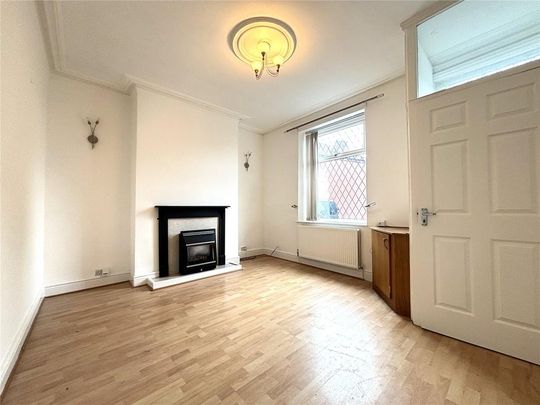 2 bedroom terraced house to rent - Photo 1
