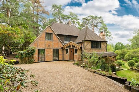 4 bedroom detached house to rent - Photo 4