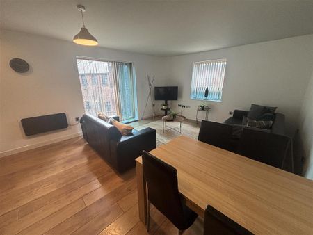 2 bedroom apartment to rent - Photo 4