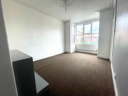 2 Bed Terraced House, Colwyn Road, LS11 - Photo 3