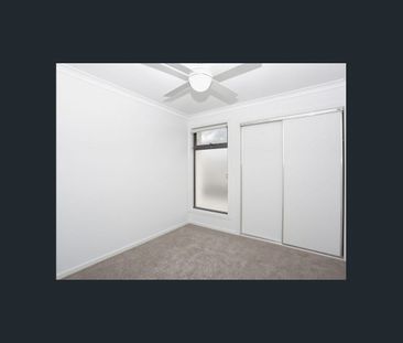 Modern / Spacious 4-Bedroom Home - Photo 5