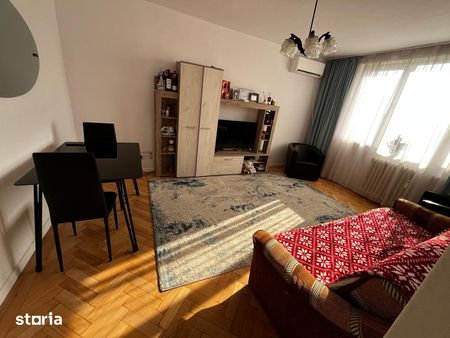 Apartament de inchiriat 10 min de piata sudului - Fotografie 2