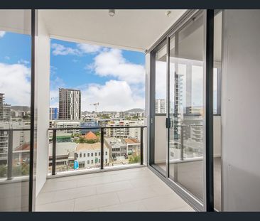 Inner City Living - Photo 4