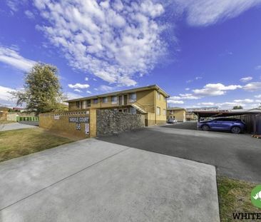 14/56 Henderson Road, Queanbeyan - Photo 3