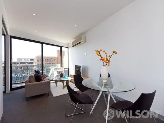 Stylish & Convenient – just love it! - Photo 1