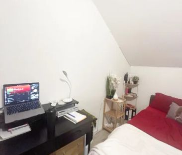 1Zimmer möbliertes Appartement, 20 qm im 3.OG mit Balkon, in Toplag... - Photo 2