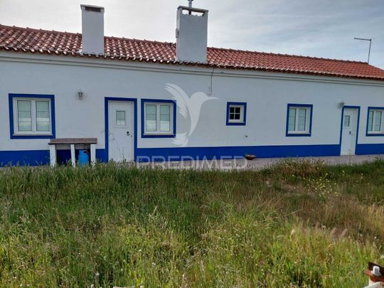 Moradia T2 em Setúbal - Foto 1