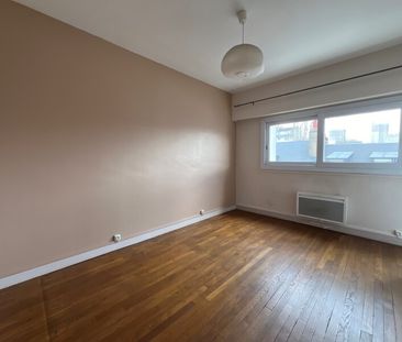 Location Appartement 3 pièces 70m² ORLEANS 45000 - Photo 2