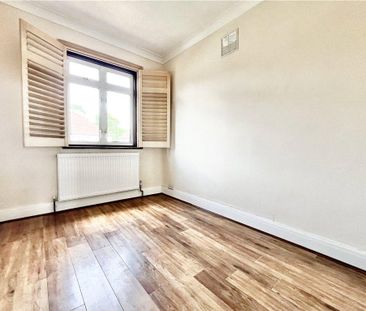 3 bedroom semi-detached house to rent - Photo 6