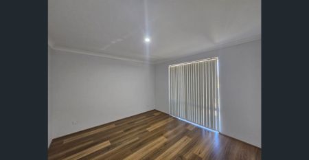 Stunning New Home - Photo 3