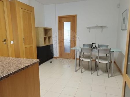 Apartamento T4 - Photo 2