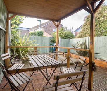 5 bedroom house of multiple occupation to rent - Photo 1