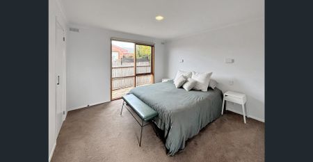 Available Short Term - 5 Month Agreement - Photo 2