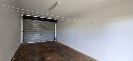 2 bedroom Semi-detached Unit - Photo 5