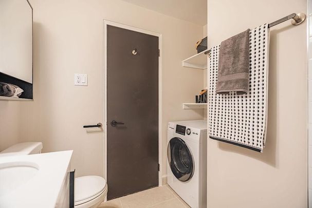 330 Metcalfe, Centretown, Ottawa, ON - Photo 1
