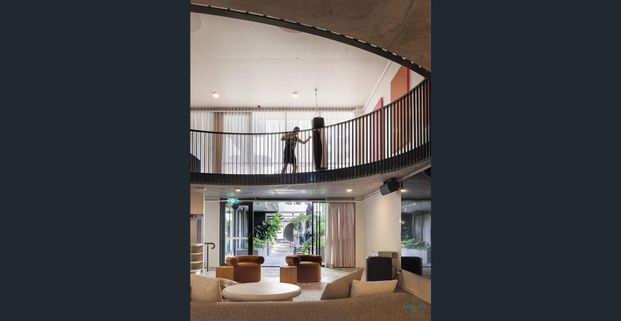 Fully Furnished Apartment in the James St Precinct - Flexible Lease Options Available - Photo 1