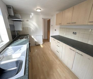 3 Bedroom Terraced To Let - Photo 6