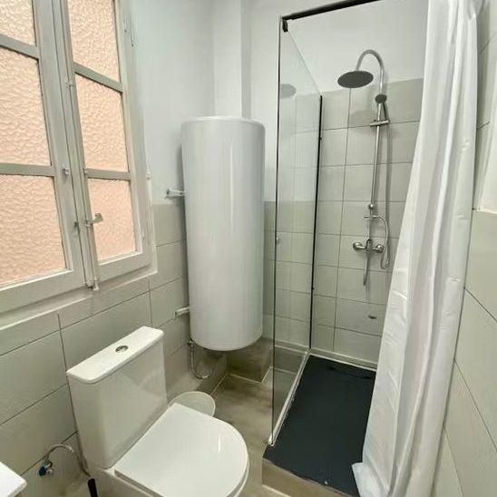 Carrer Cirilo Amorós, Valencia, Valencian Community 46004 - Photo 1