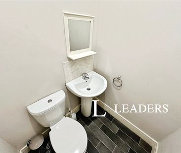 3 bedroom house to rent Mayer Street, Stoke-on-Trent, Staffordshire... - Photo 2