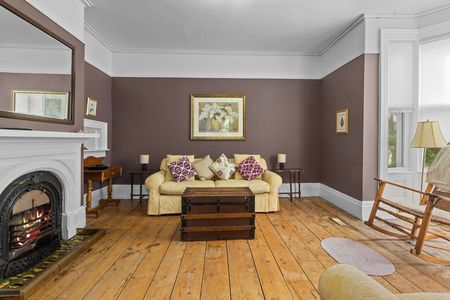 Alexander Street - Photo 2