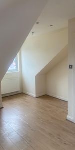1 Bed Flat, St Peters Road, CR0 - Photo 3