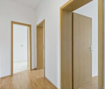 Schöne helle zwei Raumwohnung mit Balkon - Photo 1