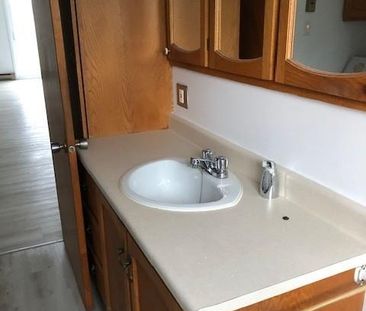 Grand 5 1/2 à louer à St-Hyacinthe - Photo 2