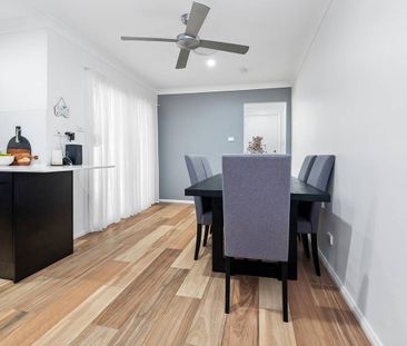 MODERN 3 BEDROOM HOME! - Photo 2