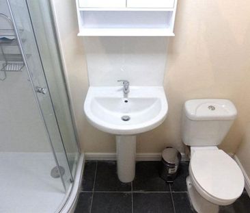 5 bedroom bungalow to rent - Photo 6