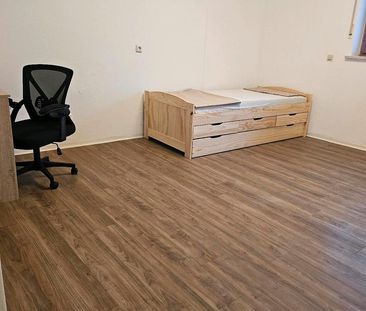 Wohnung WG Studentinnenwohnung - Photo 2