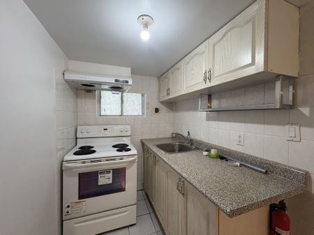 For Lease - 9 Lamont Avenue Unit# Basement N, Toronto, Ontario - Photo 2