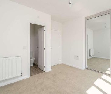 Sivewright Way, Cirencester, Gloucestershire, GL7 - Photo 6