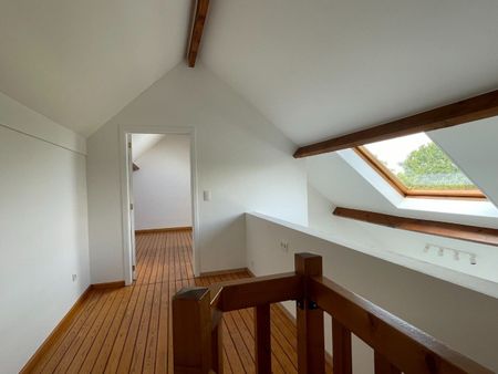 Ruim en lichtrijk duplex appartement met grote inpandige garage in Rotselaar - Photo 3