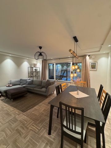 Vålbergavägen, Järfälla - Photo 2